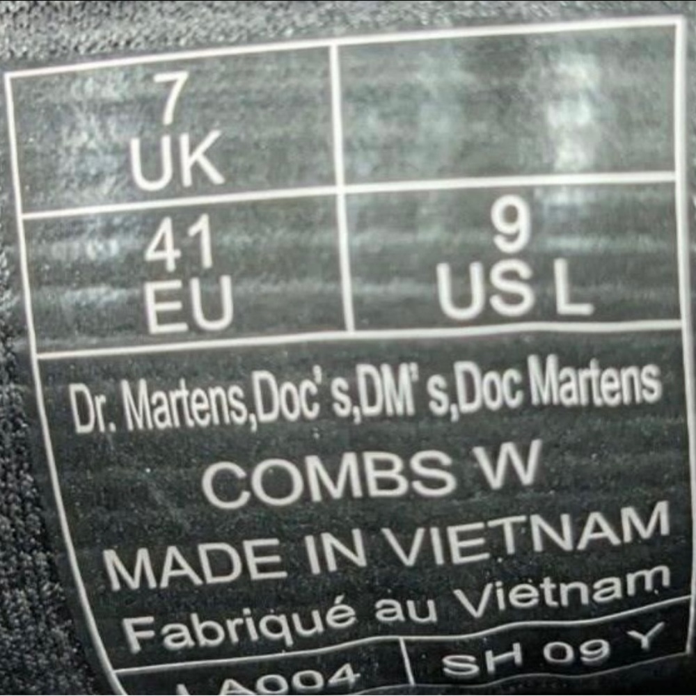 DR MARTENS BRAND NEW SIZE 9 COMBS W LACE UP BOOTS - Picture 9 of 11